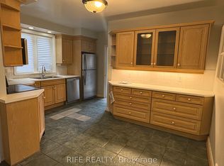 67 Munro Blvd, Toronto, ON M2P1C3