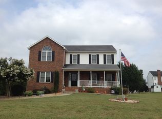 1716 Meadow Down Dr, Forest, VA 24551