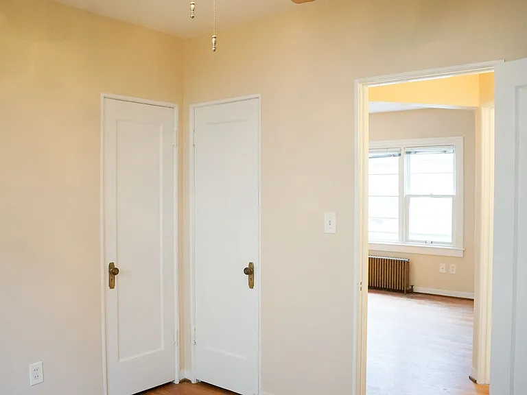 2031 NW Johnson St #2 — Photo 8