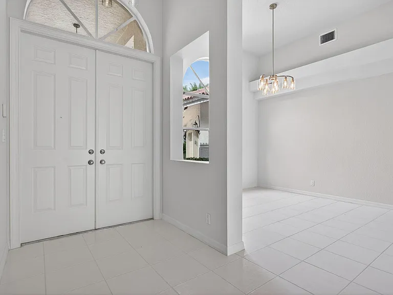 10251 NW 62nd Dr — Photo 8