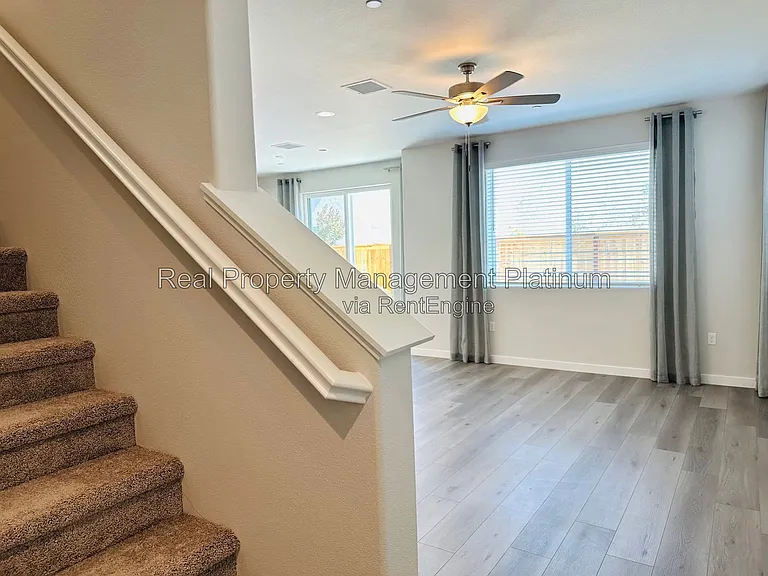 616 Ophelia Ave — Photo 15