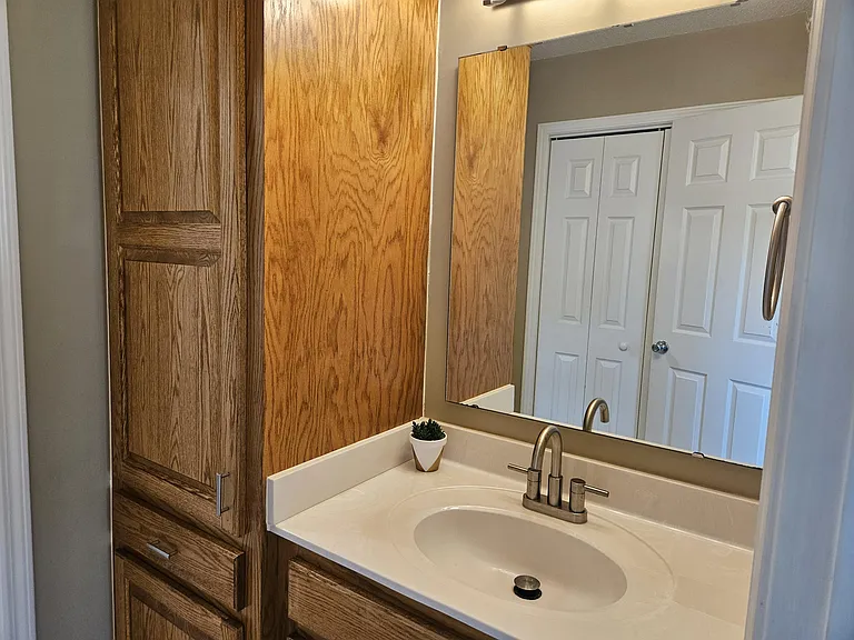 2947 Sylvan Way — Photo 32
