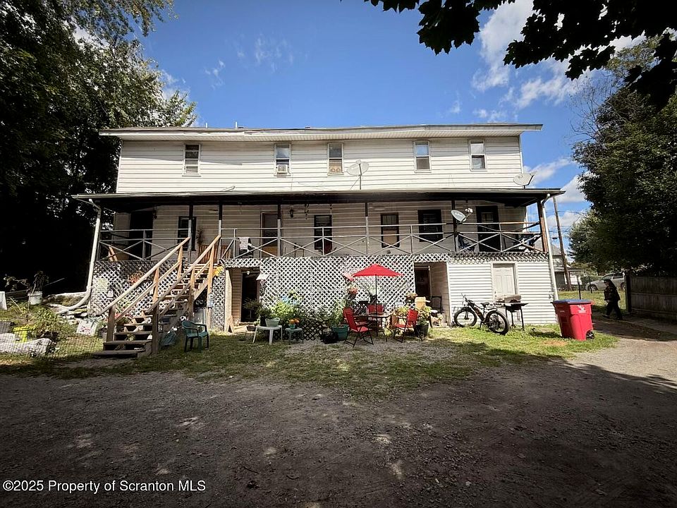 2nd image of 315-317 Rushbrook St