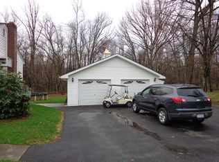 17 Knoth Rd, Shawangunk, NY 12589