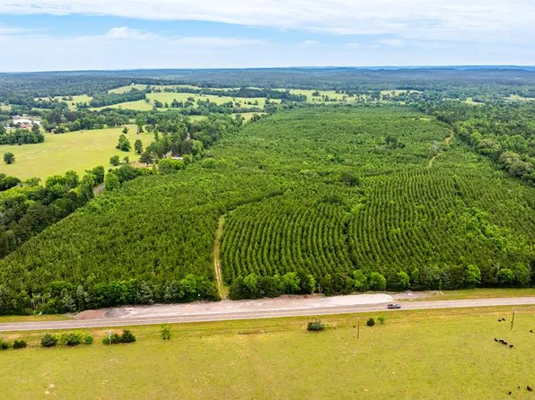 Fm 323, Palestine, TX 75801