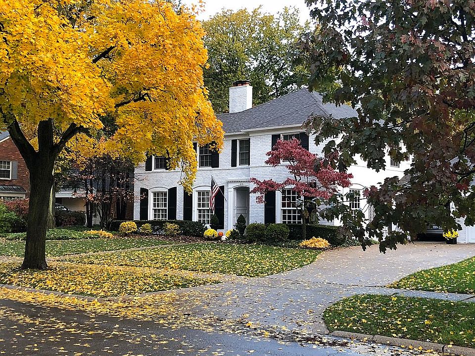 2nd image of 216 Stephens Rd