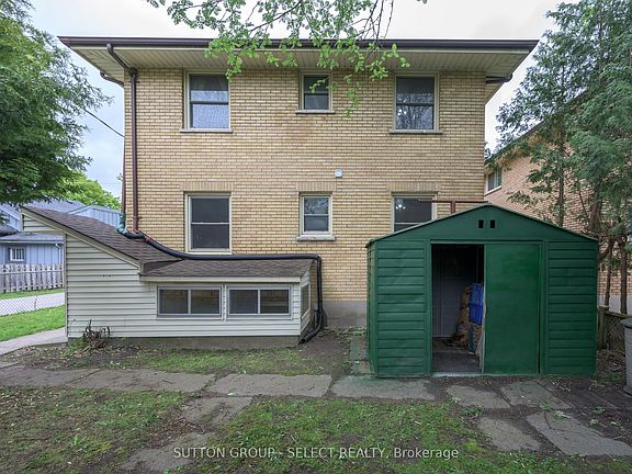 5th image of 84 Wilson Ave