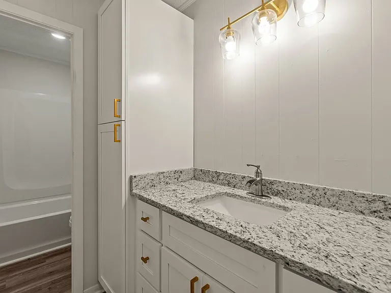 Bathroom vanity area