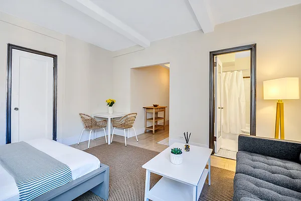 Sold by Compass | media 16