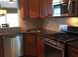 12 Beaumont Ct, Tinton Falls, NJ 07724