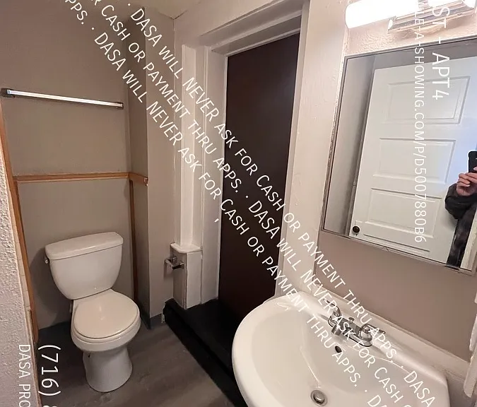 33 Allen St #4 — Photo 8