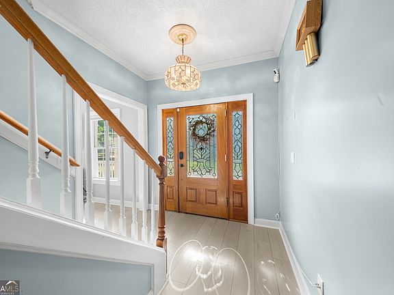 4th image of 8609 Gohler Ave