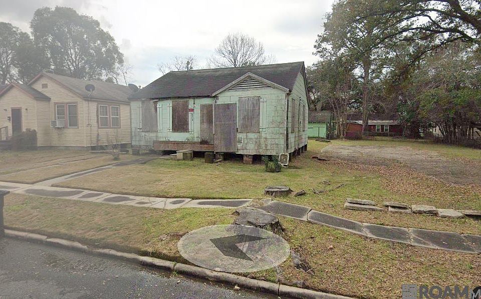 1st image of 2010 Hemlock St