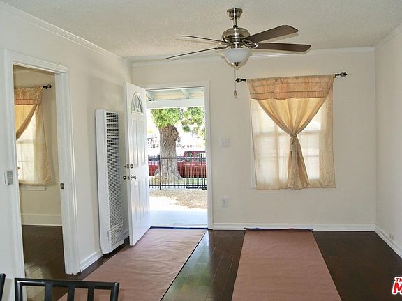 5th image of 540 W 109th Pl