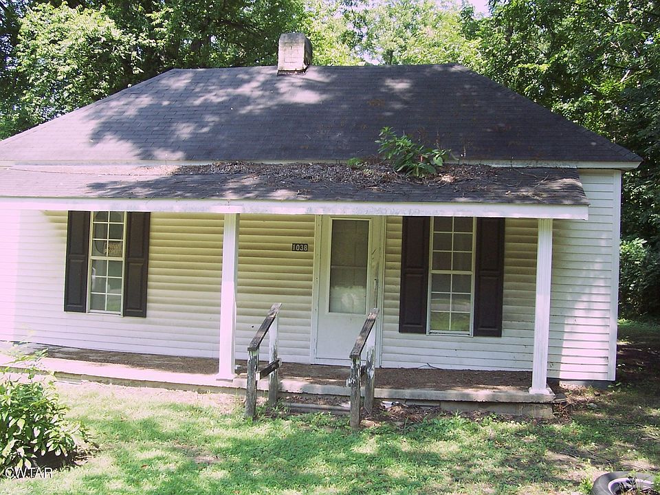 2nd image of 1038 Creswell St