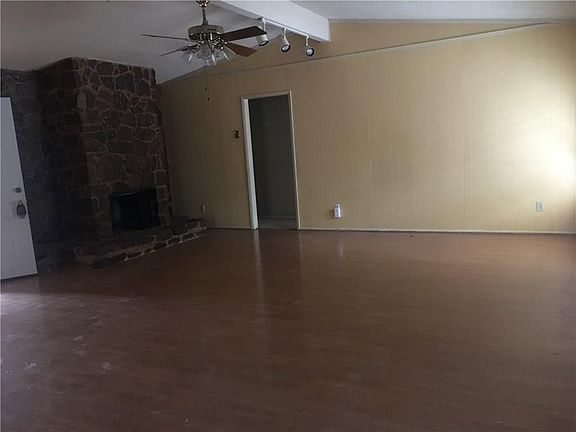 5th image of 530 Roundtop Blvd