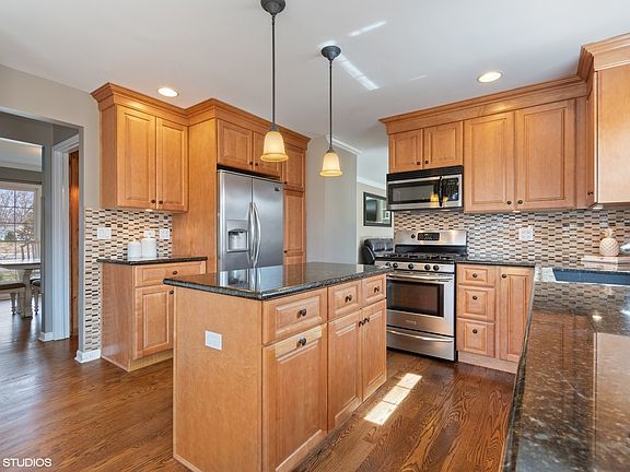 4th image of 790 Casa Solana Dr