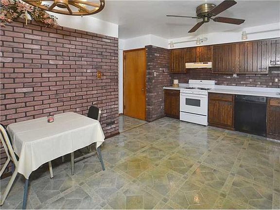5th image of 8661 Liberty Ave
