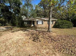 9220 Roberts Ln E, Semmes, AL 36575