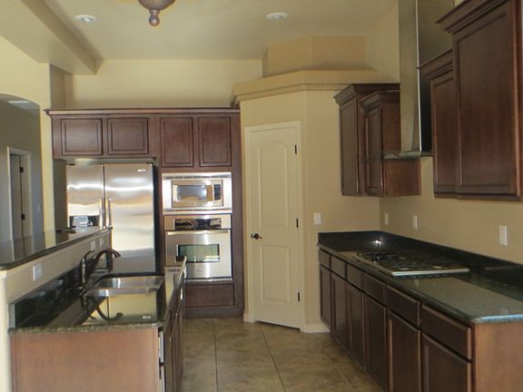 3rd image of 4204 Hermia Ct