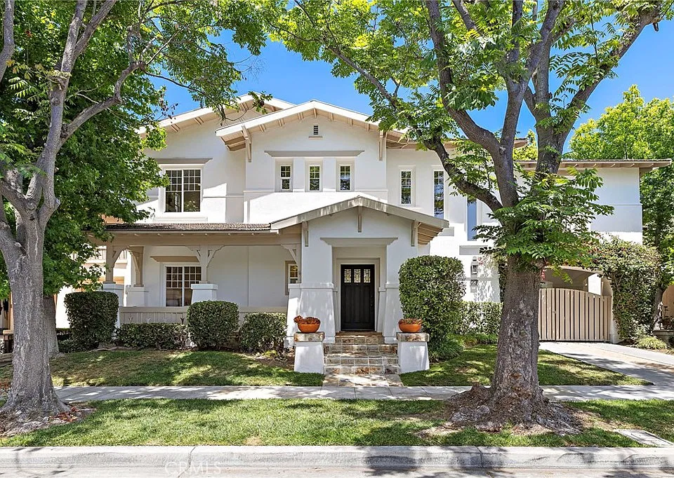 23 Mahogany Dr