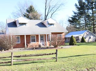 11921 Aquilla Rd, Chardon, OH 44024