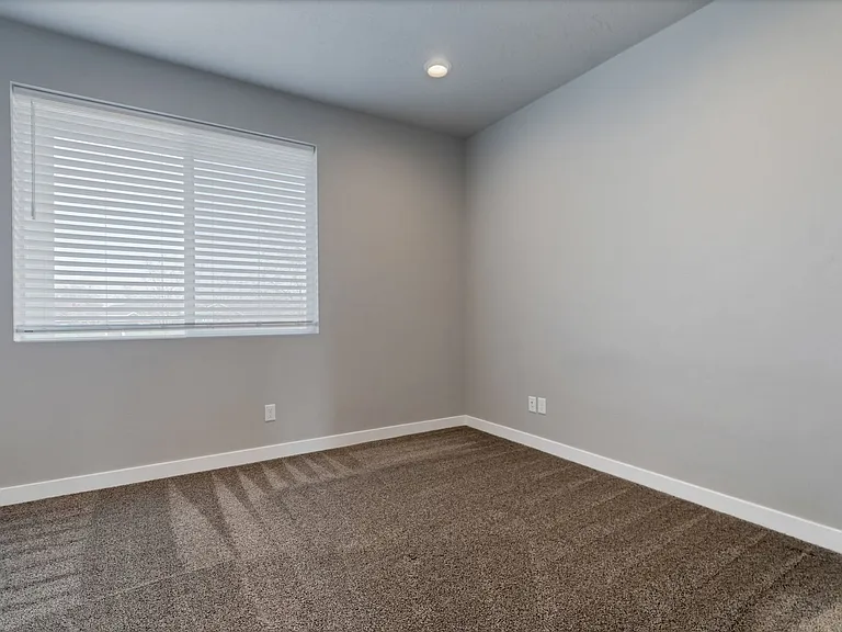 1666 S 225 W — Photo 10