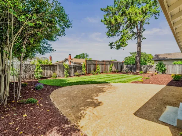 1521 Sarkesian Drive, Petaluma, CA 94954