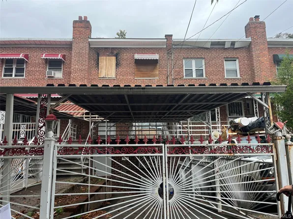 3940 DeRemier Avenue, Bronx, NY 10466