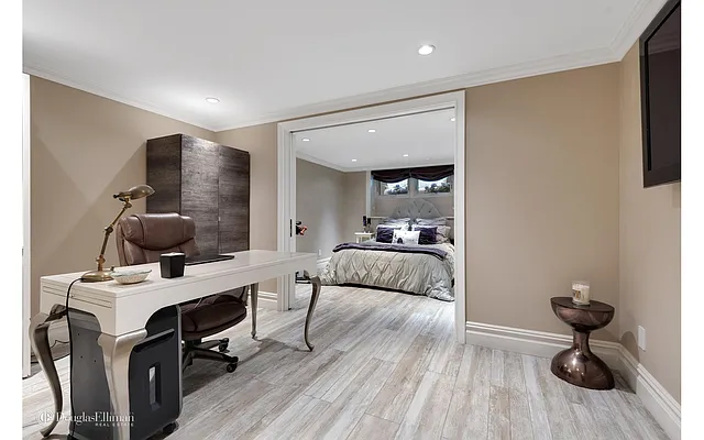 Sold by Douglas Elliman | media 8