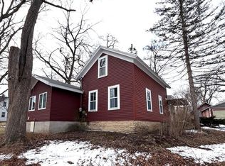 229 W Mill St, Poynette, WI 53955