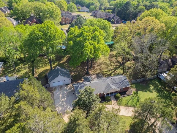 259 W White Rd, Collierville, TN 38017