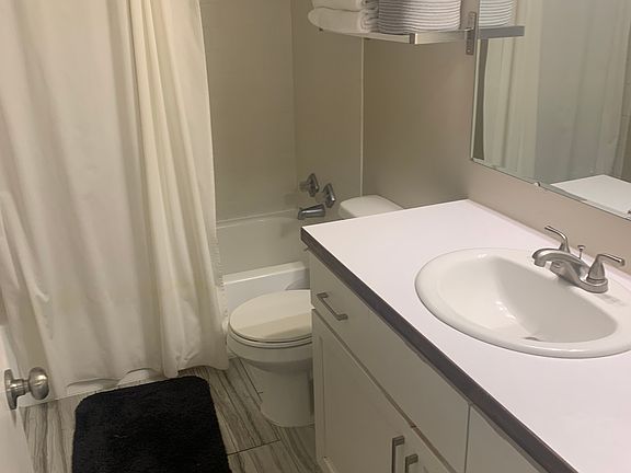 5th image of 3198 E Sweetwater Dr