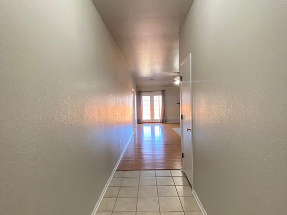 4th image of 2325 Alex Plaza Dr