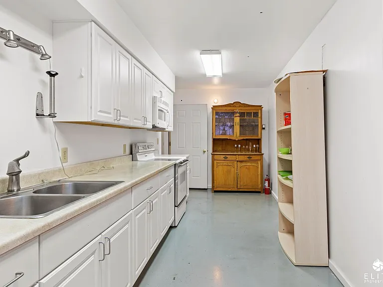 4800 Kenai Ave #2 — Photo 1