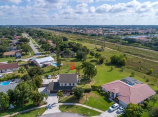 1380 Chapparel Way, Wellington, FL 33414