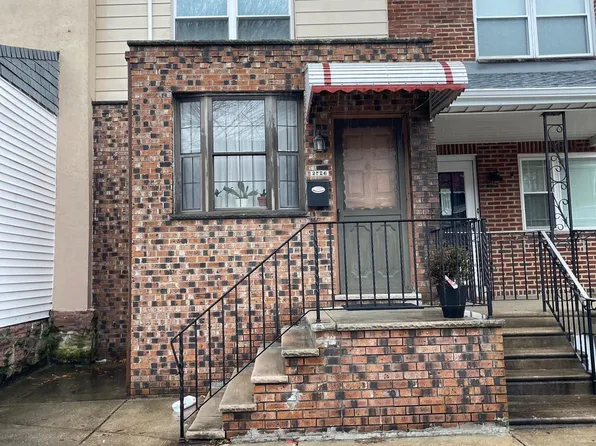2726 S Darien St, Philadelphia, PA 19148