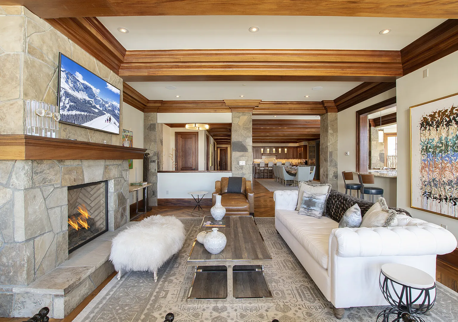 Lorian 4 TRUE Ski-In Ski-Out Resort Condo 4Bd, 3.5Ba - Sleeps 12 — Photo 2