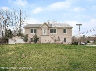 696 Aldrich Rd, Howell, NJ 07731