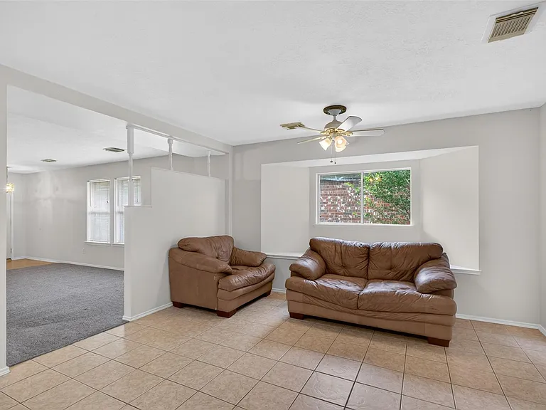 1208 Cambay Dr — Photo 15