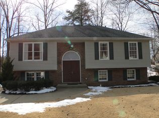 11924 Gardenia Dr, Fredericksburg, VA 22407