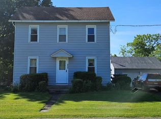 1395 Kumry Rd, Pennsburg, PA 18073