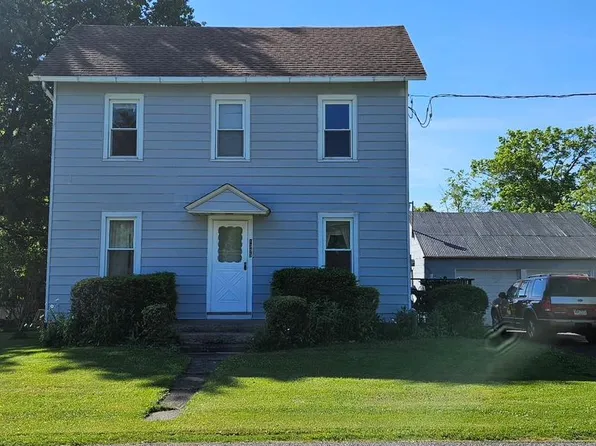 1395 Kumry Rd, Pennsburg, PA 18073