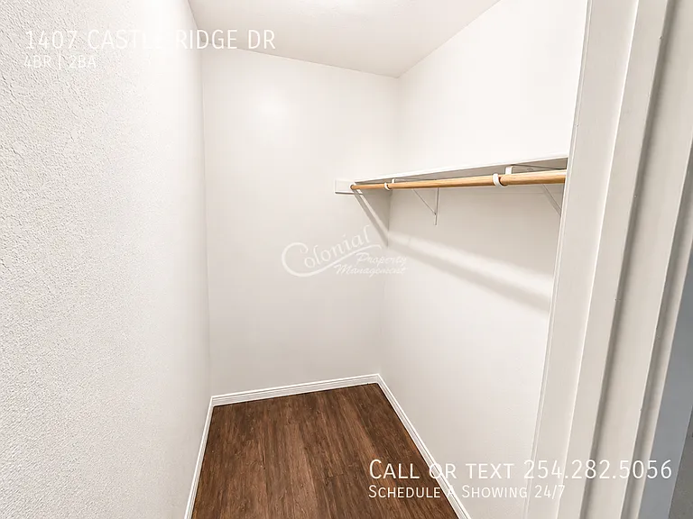 1407 Castle Ridge Dr — Photo 21