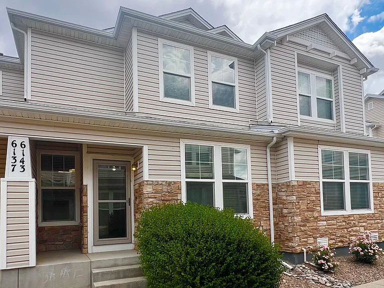 6143 Sierra Grande Point — Photo 1