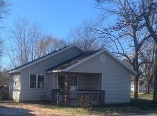 118 W Summit St, Republic, MO 65738