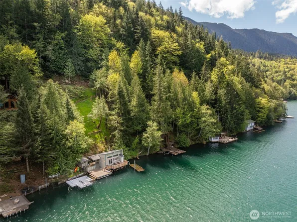 570 Southshore Road, Port Angeles, WA 98363