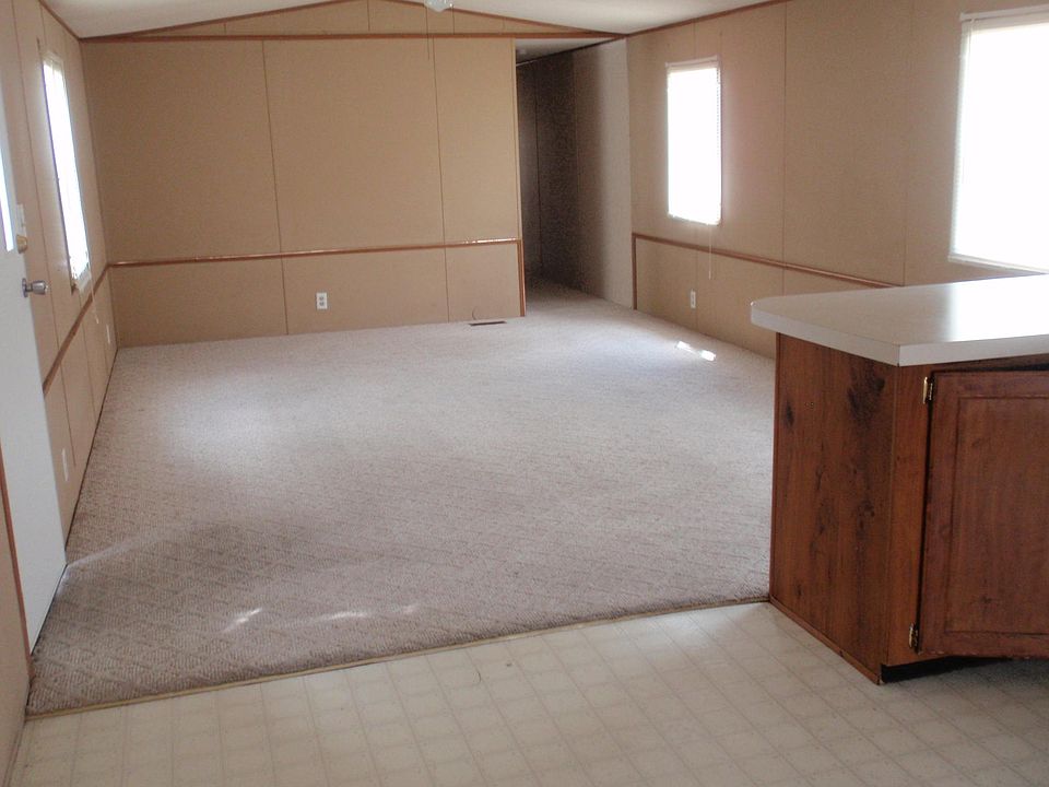 2nd image of 2524 Commonwealth Dr Lot 16