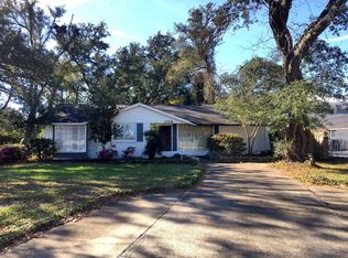 2309 Oakwood Dr, Biloxi, MS 39531