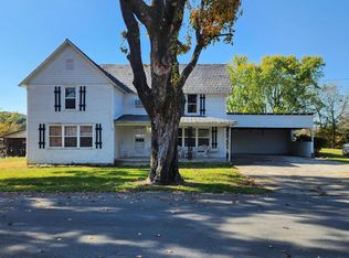 211 W 3rd Ave, Watauga, TN 37694